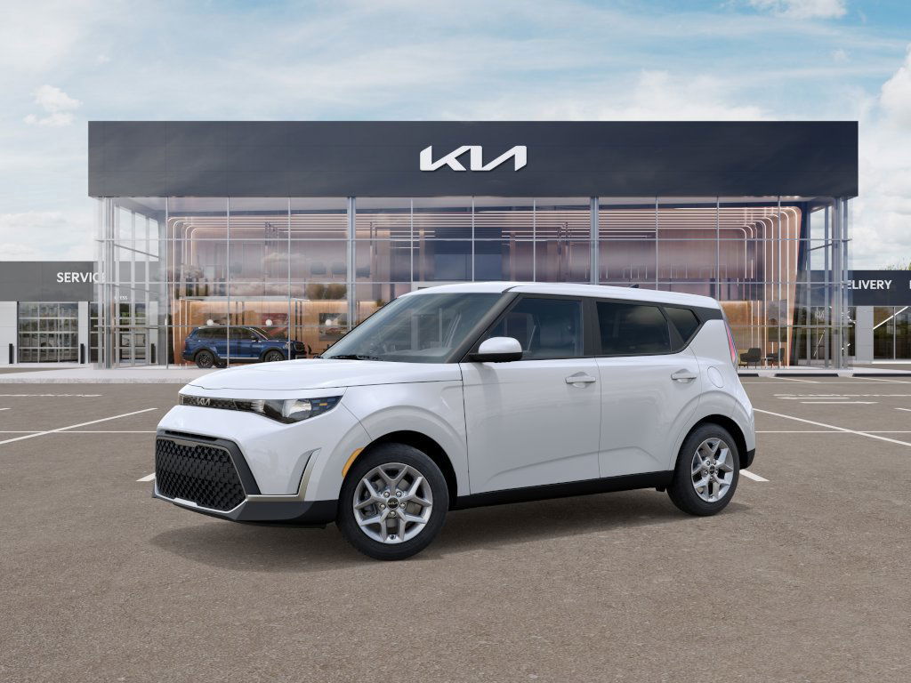 2025 Kia Soul LX photo 3